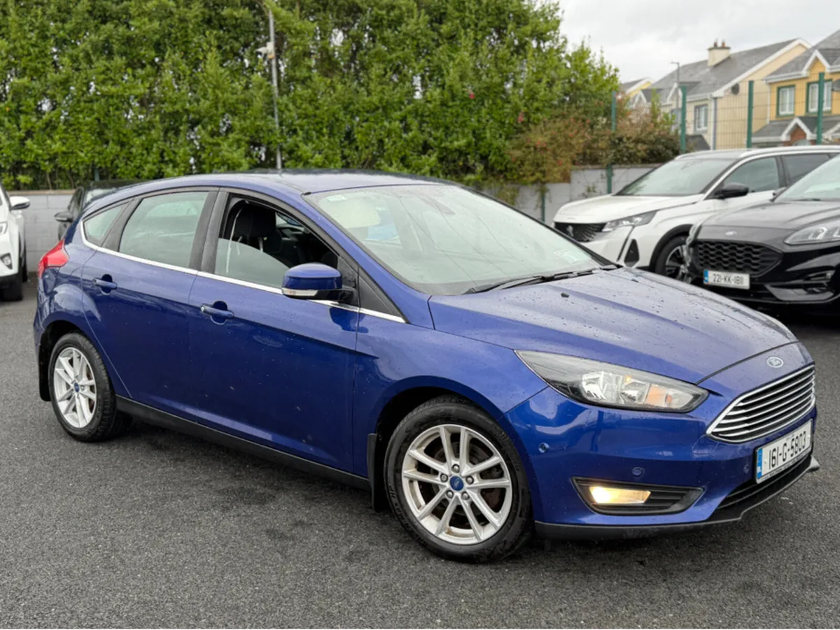 Ford Focus 1.5 TDCI ZETEC 120PS 5DR - Image 1