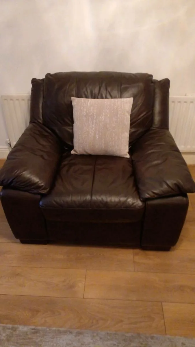 1 seater - Image 1