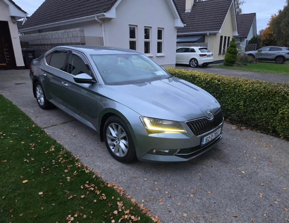 Skoda Superb 2016 - Image 1