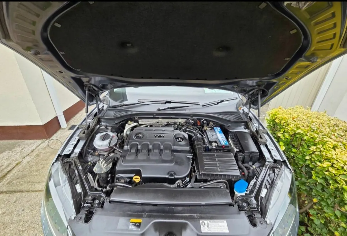 Skoda Superb 2016 - Image 4