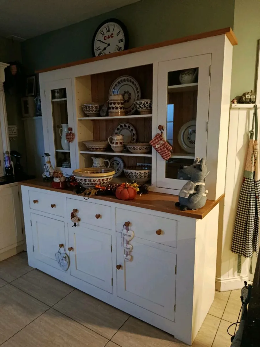 Cream kitchen dresser delivery arranged - Image 3