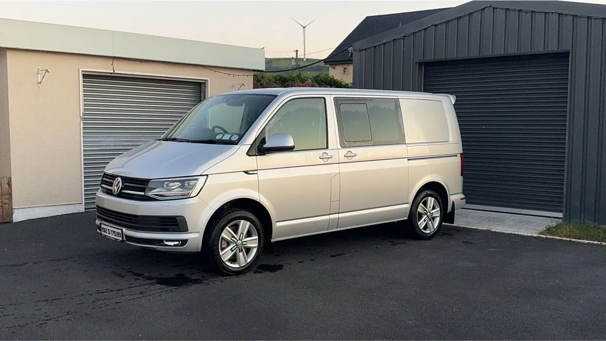 192 T6 VW Transporter factory crewcab 204bhp auto