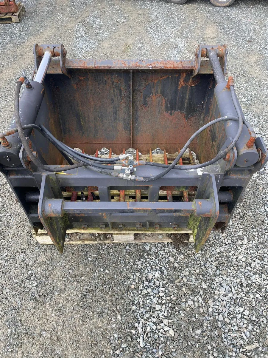 Used Shear & Tine Grabs For Sale - Image 3