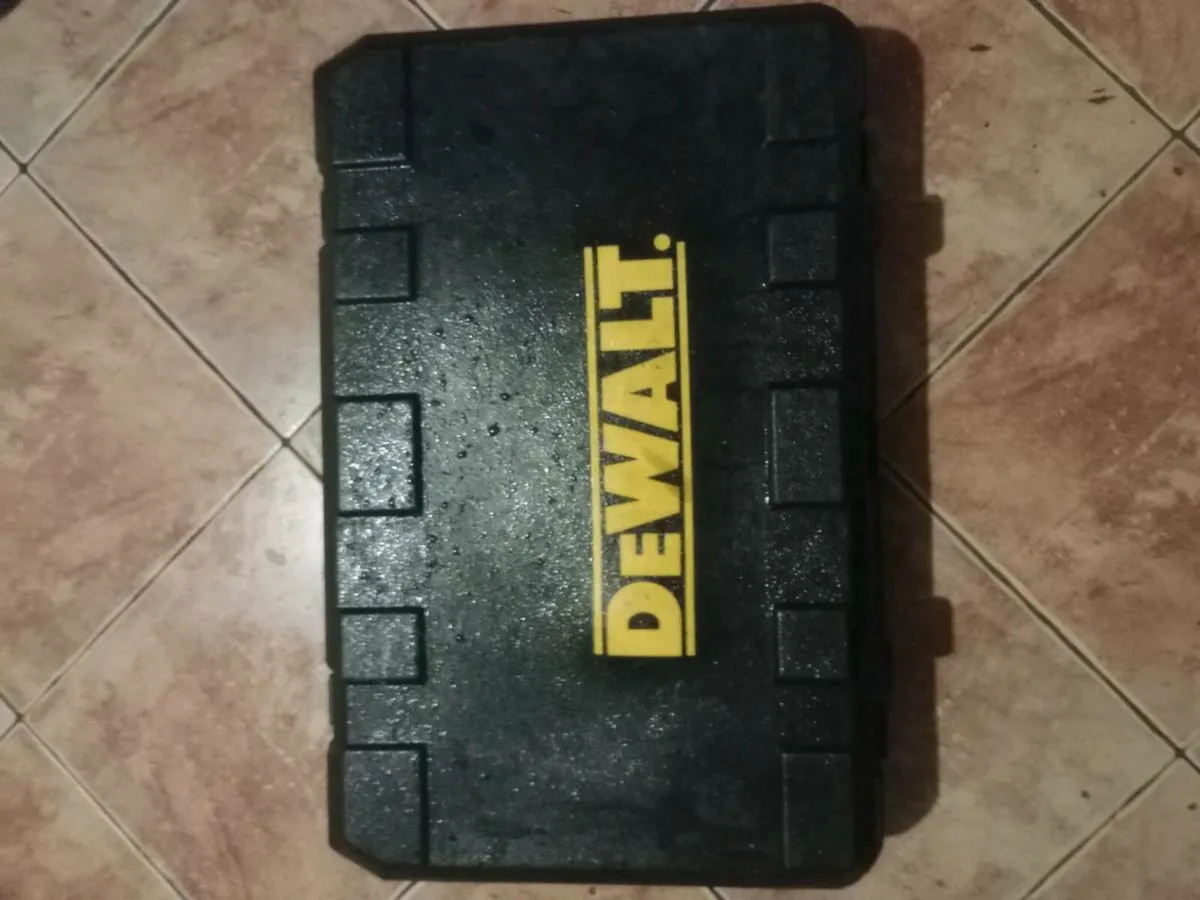 DeWalt sds hammer drill - Image 1