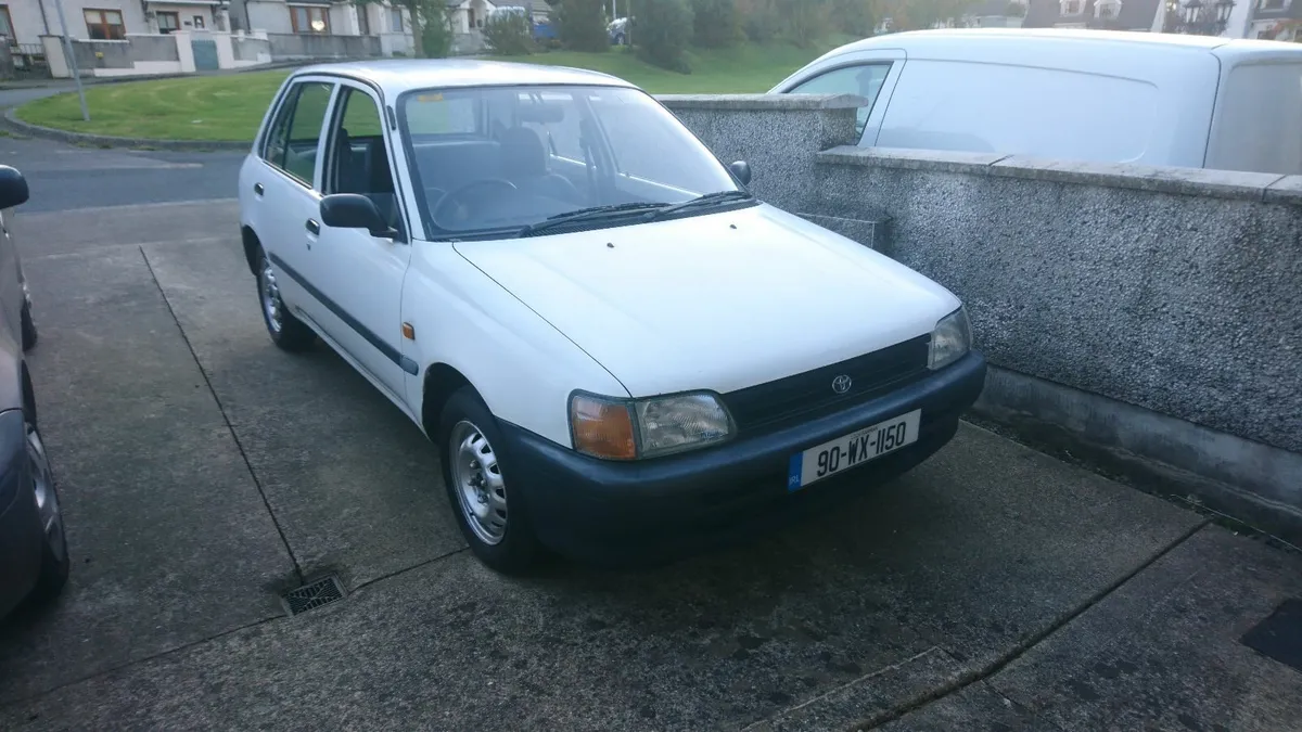 Toyota Starlet 1990 - Image 1
