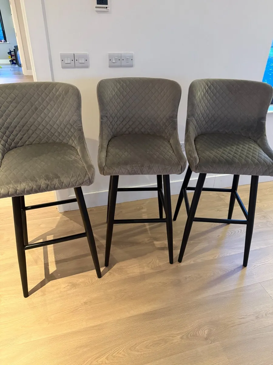 Kitchen stools - Image 1