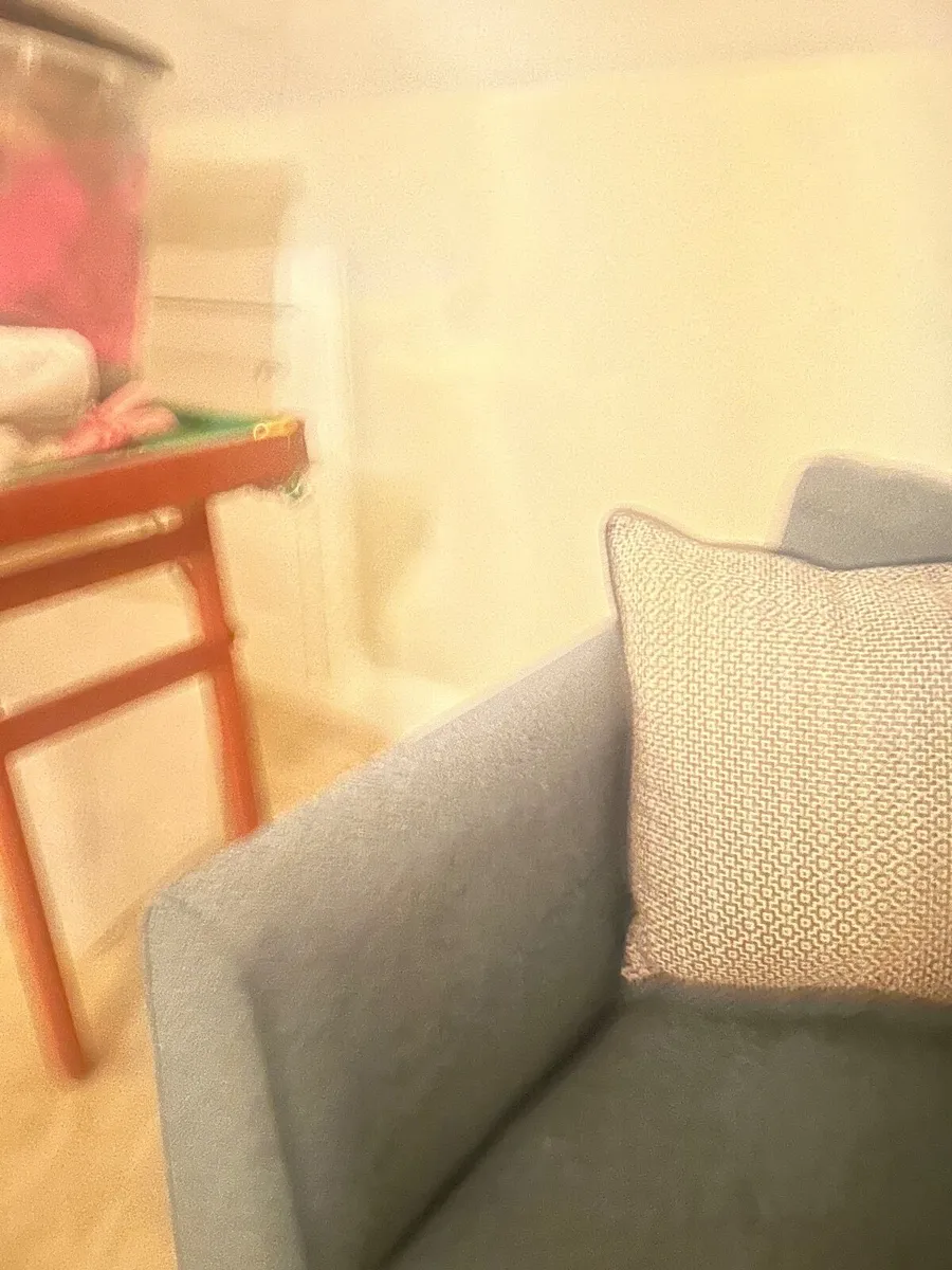 Couch - Image 4