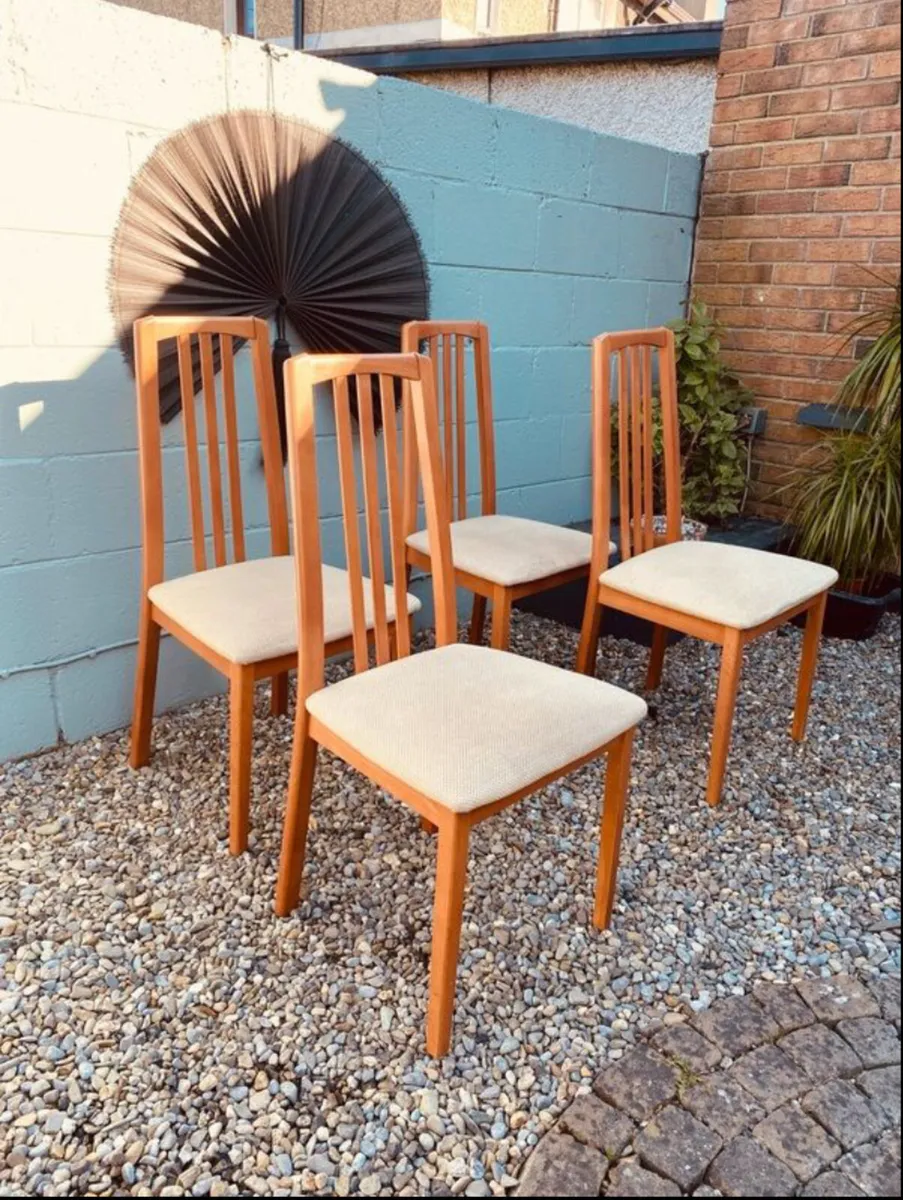 Mid Century Dining Chairs x 4 - Image 2