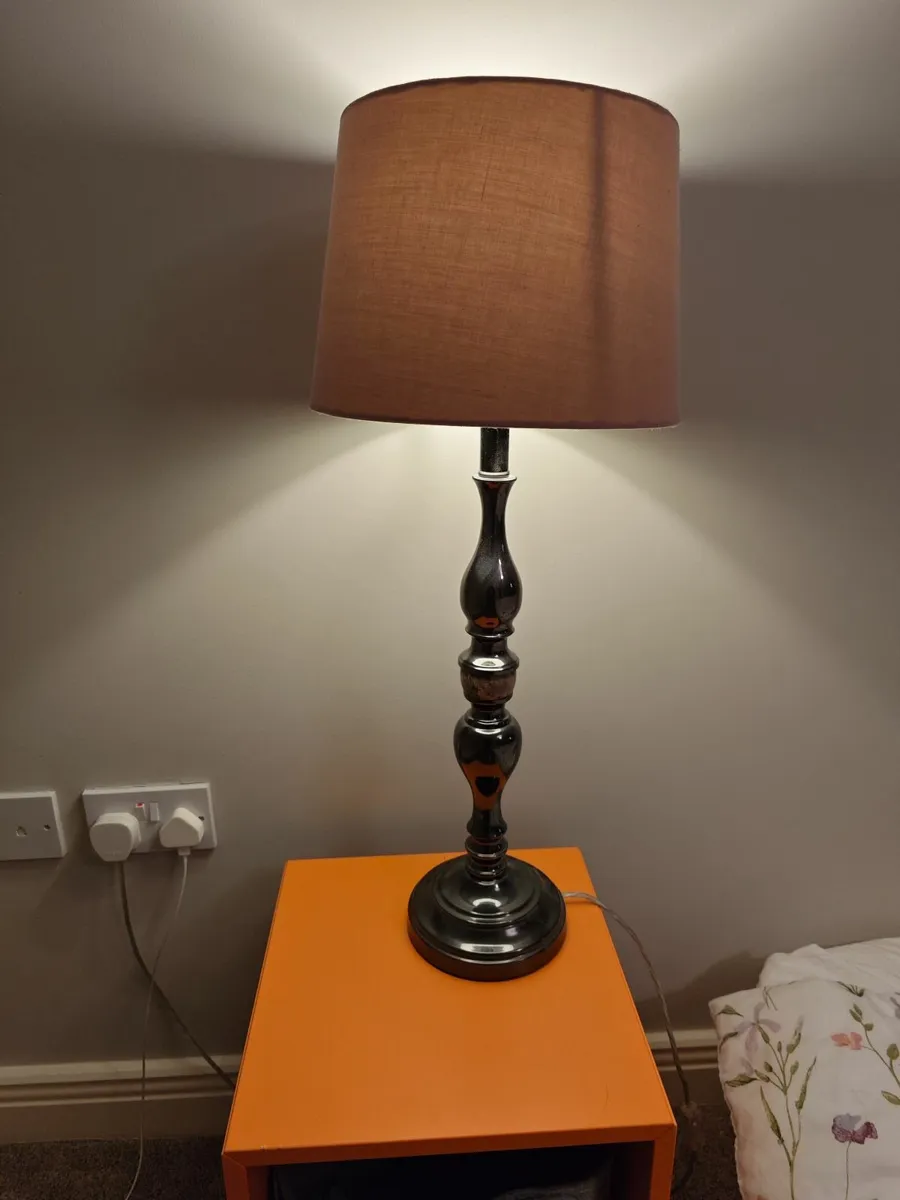 Two bedside lamps for sale - Image 2