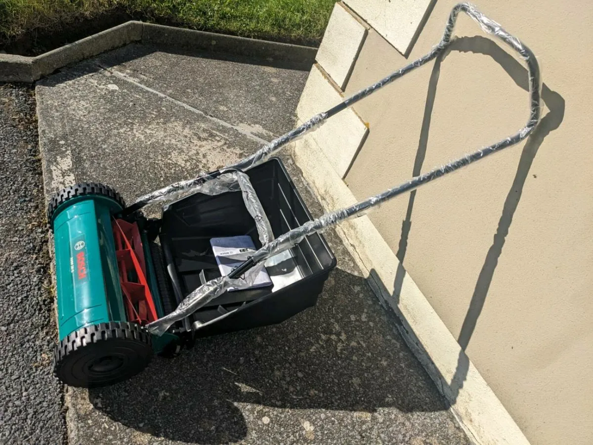 Lawnmower - Image 2