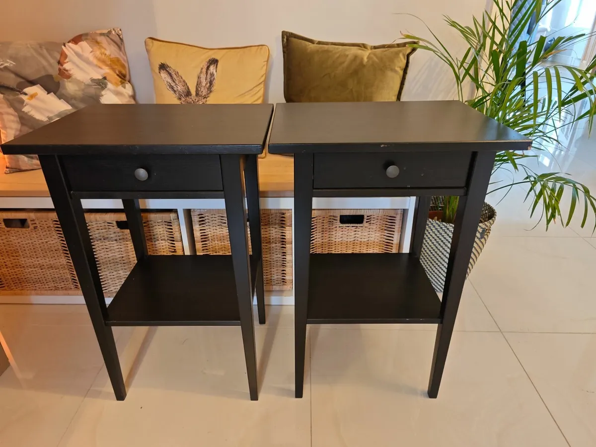 Two bedside lockers - Image 3