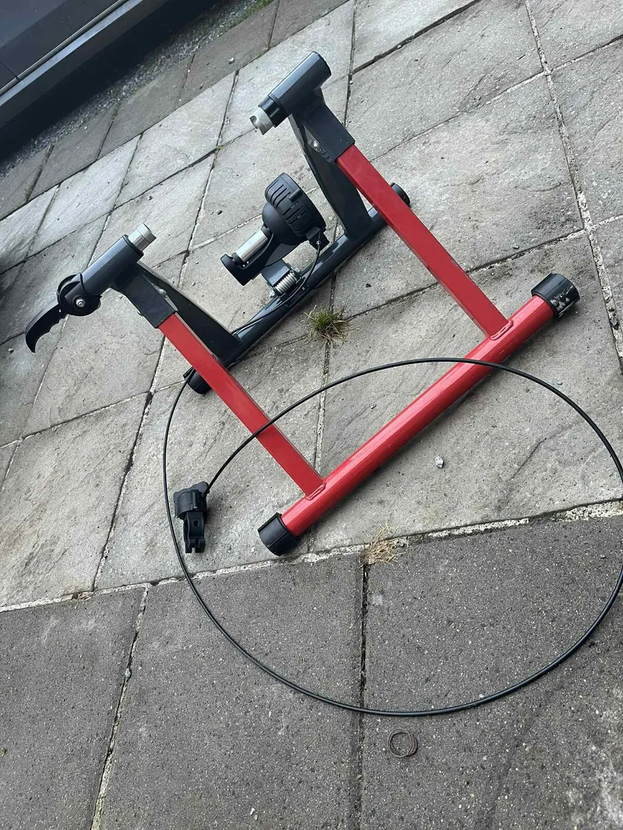 Bike hut turbo trainer - Image 2