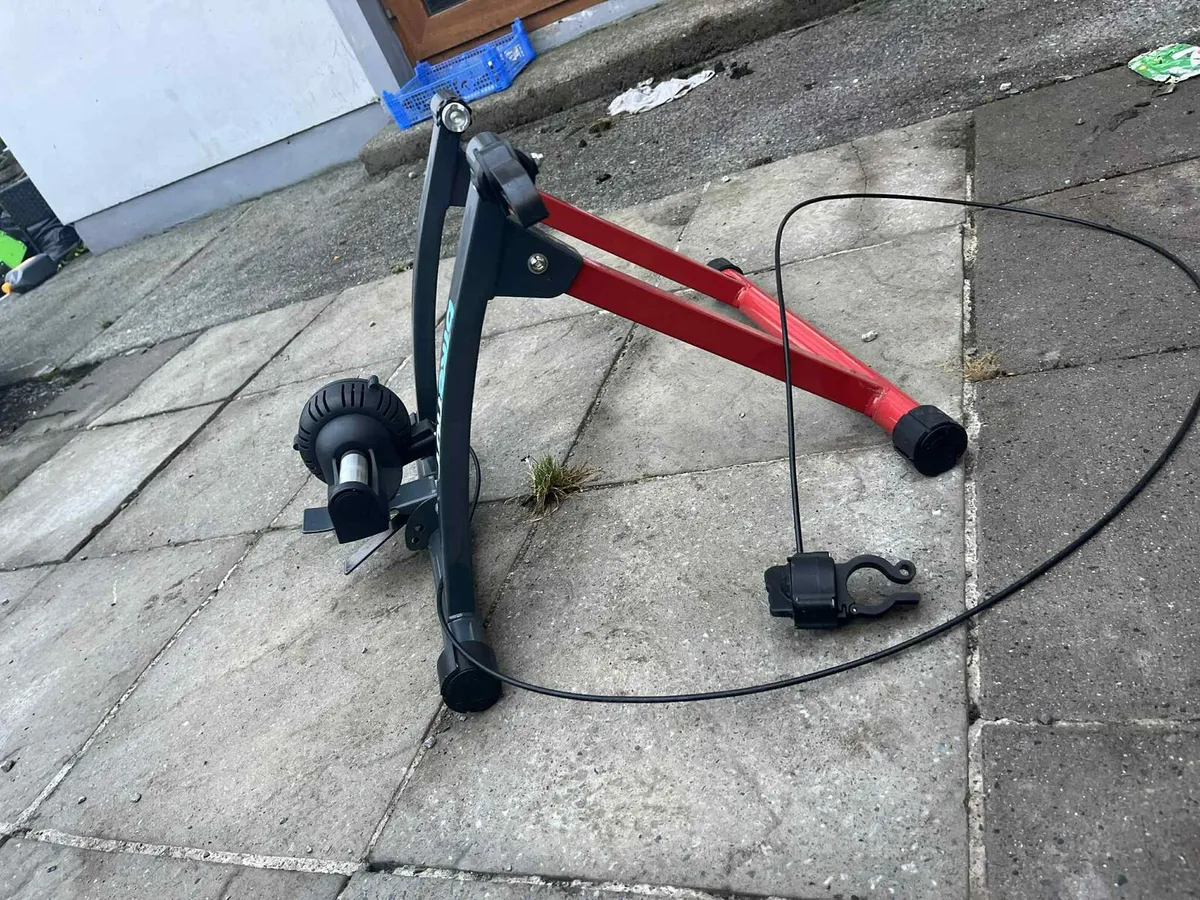 Bike hut turbo trainer - Image 3