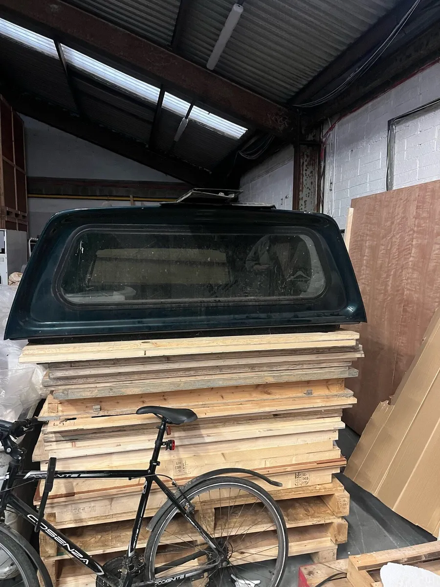 Hilux canopy - Image 1