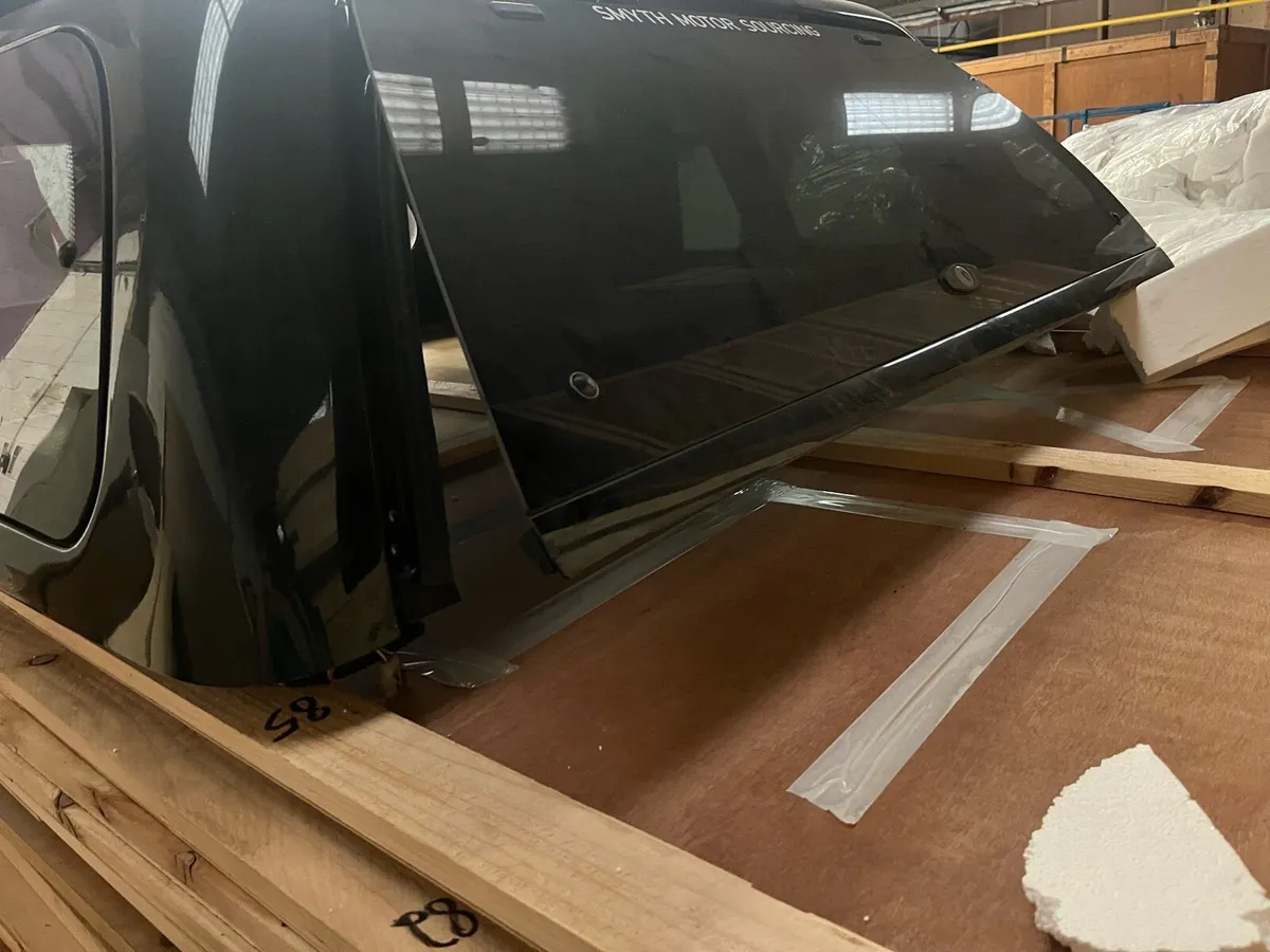Hilux canopy - Image 4