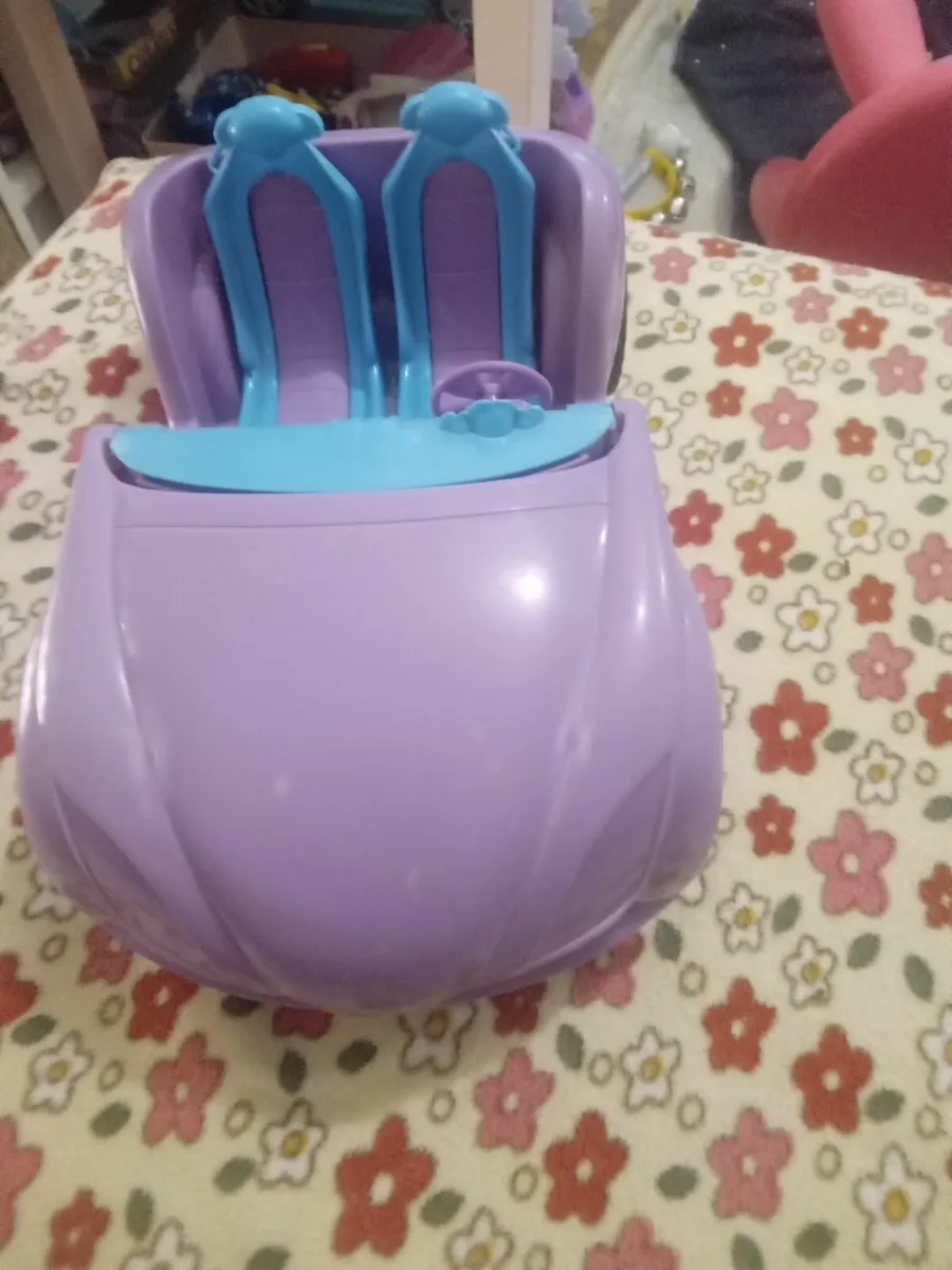 Barbie car - Image 2