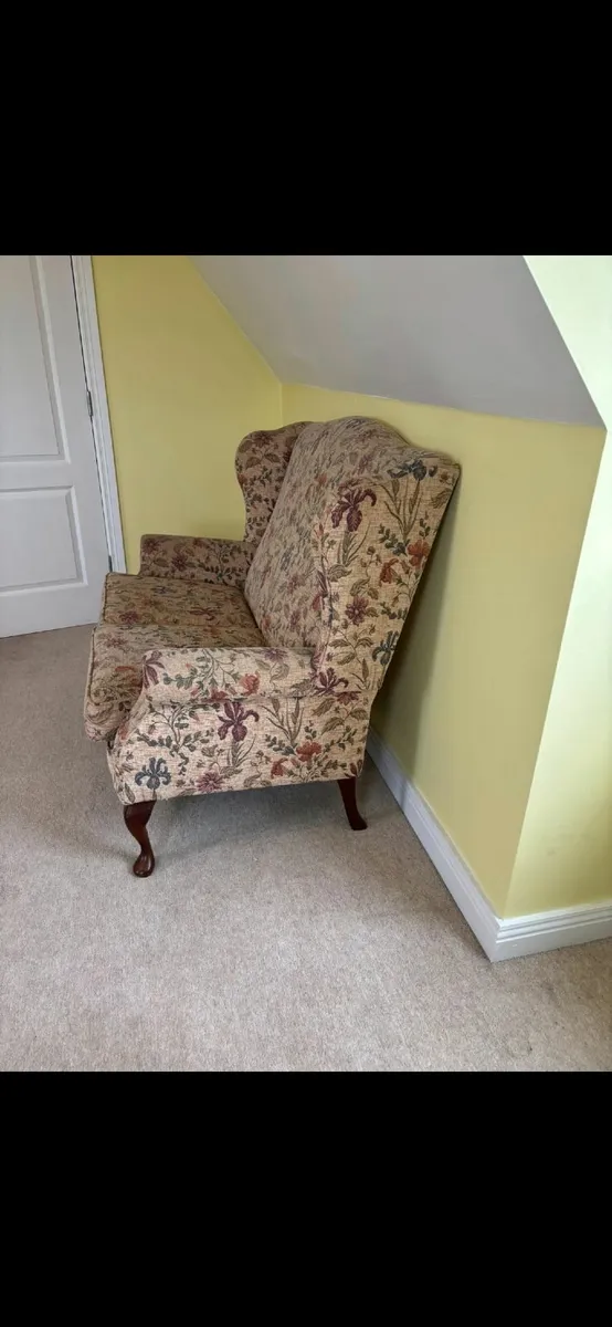 Queen anne 2 seater sofa and  office  chair - Image 2