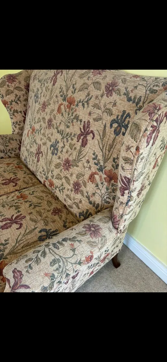 Queen anne 2 seater sofa and  office  chair - Image 3