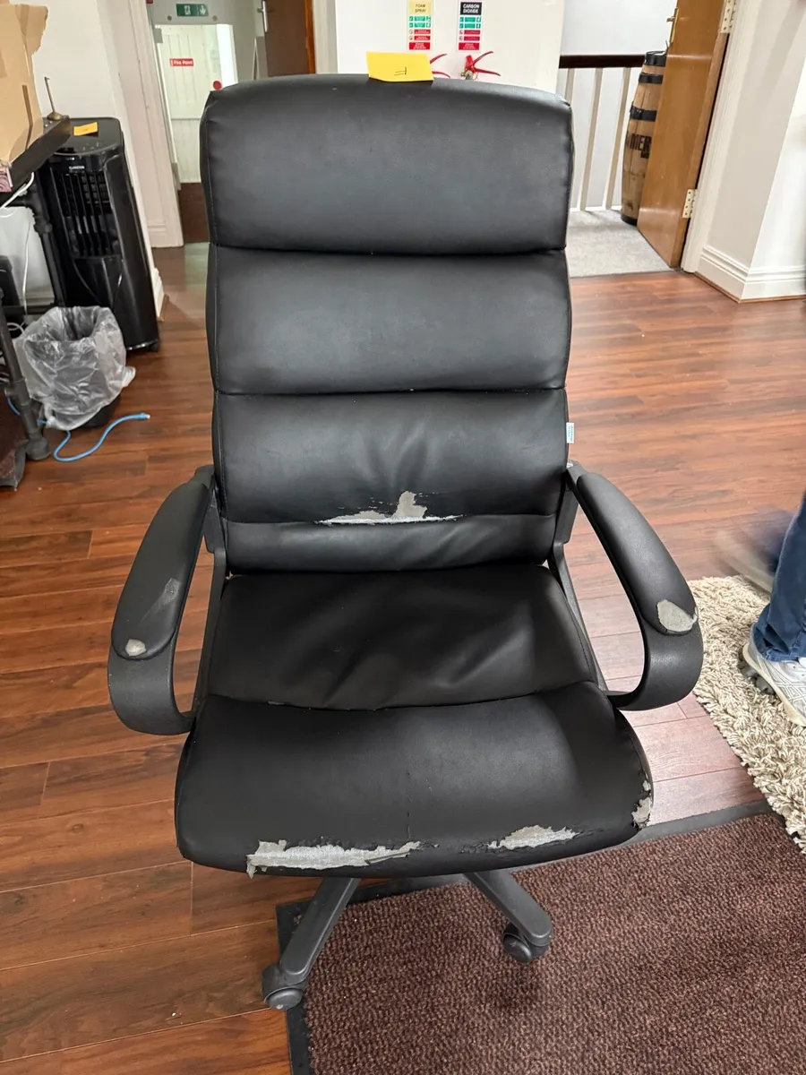 Office chair (free, acceptable shape) - Image 3