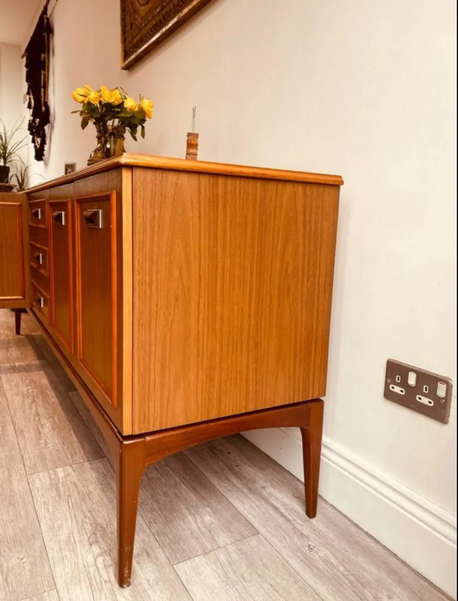 Large Mid Century Sideboard Drinks Cabinet - Image 4