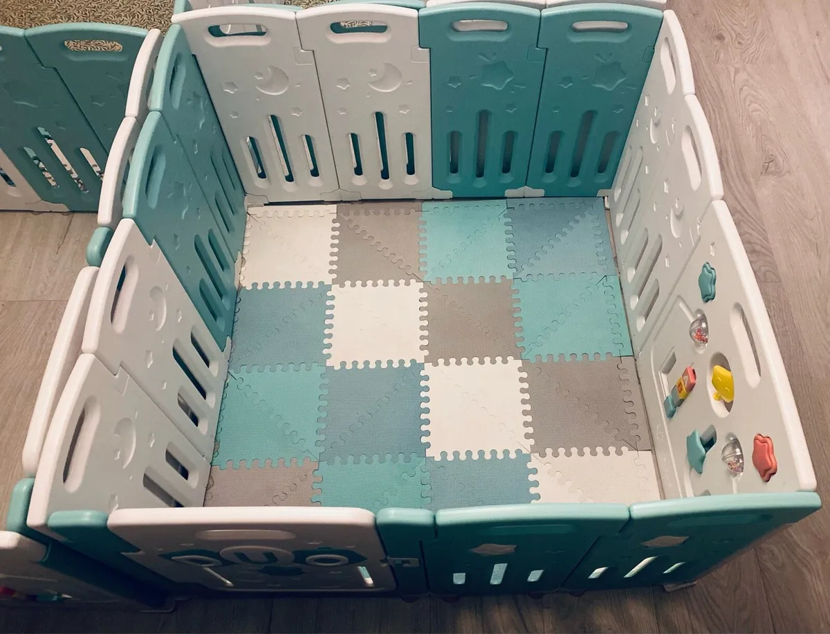 3 PLAYPENS- indoor or outdoor Venture All Stars Du - Image 1