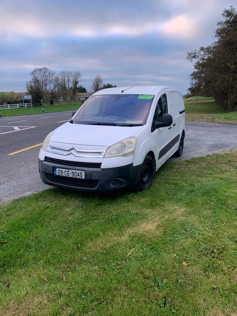 Berlingo low miles long test and tax - Image 1