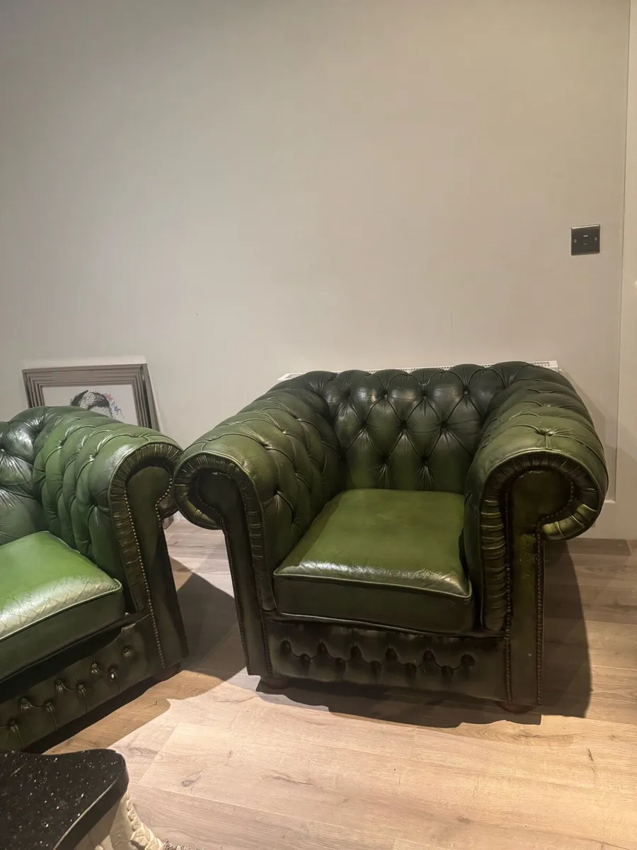 chesterfield 3-1-1 seater - Image 3