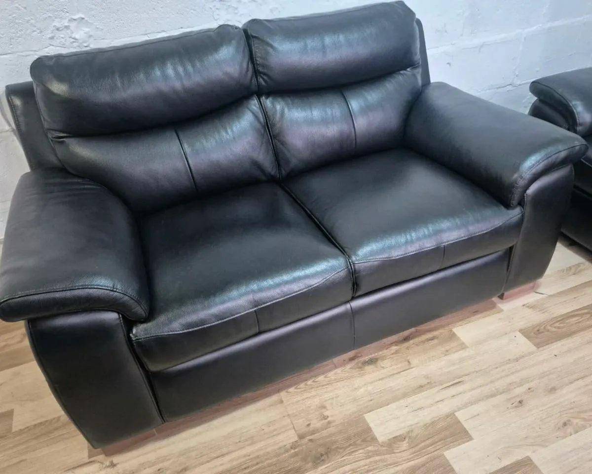 Leather suite ,Dublin Delivery included - Image 4