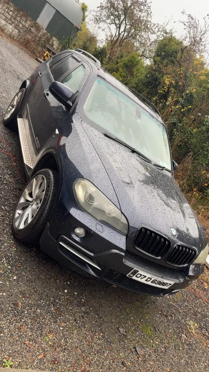 Bmw x5 - Image 1