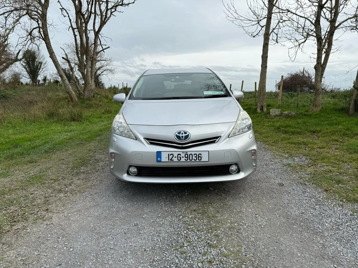 Toyota Prius 2012 - Image 2