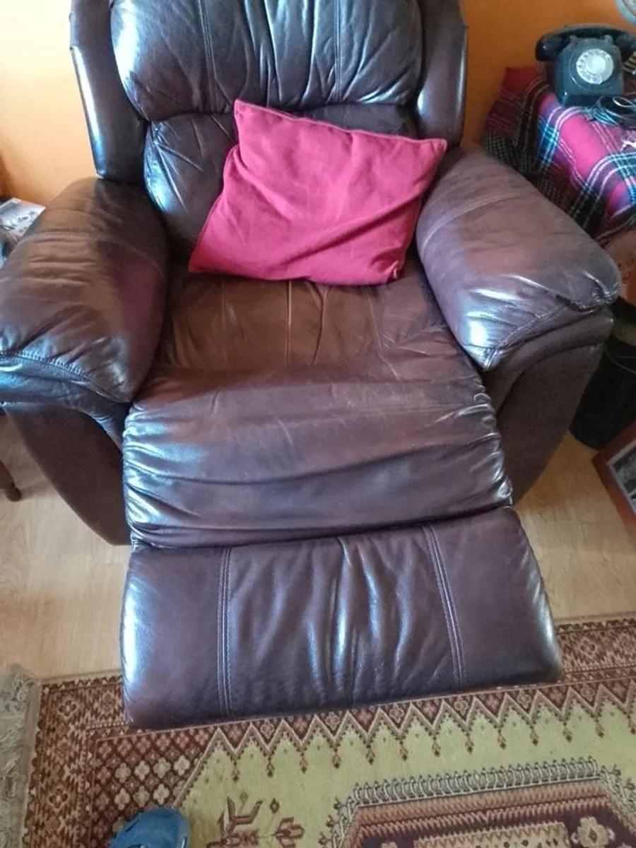 real leather recliner - Image 3