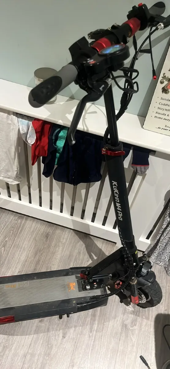 E scooter - Image 1