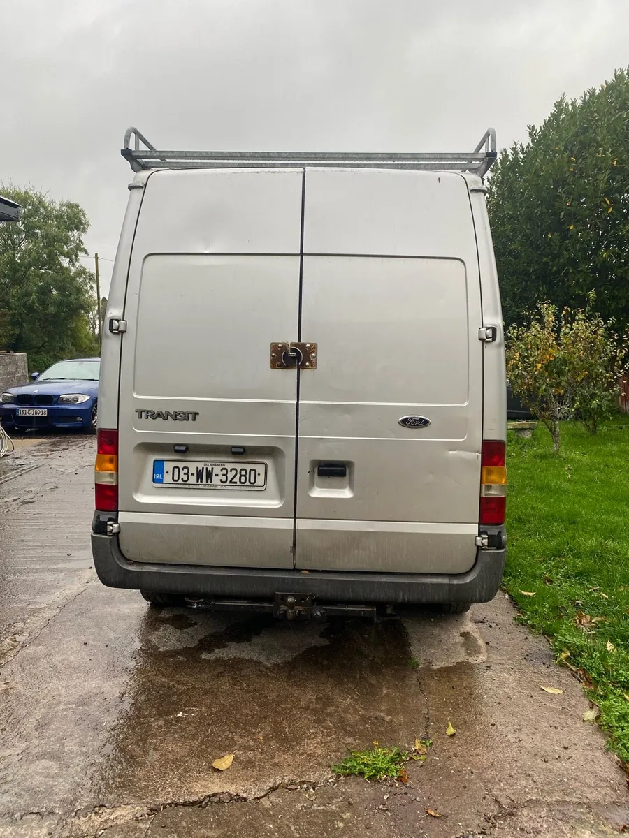 Ford Transit 2003 - Image 2