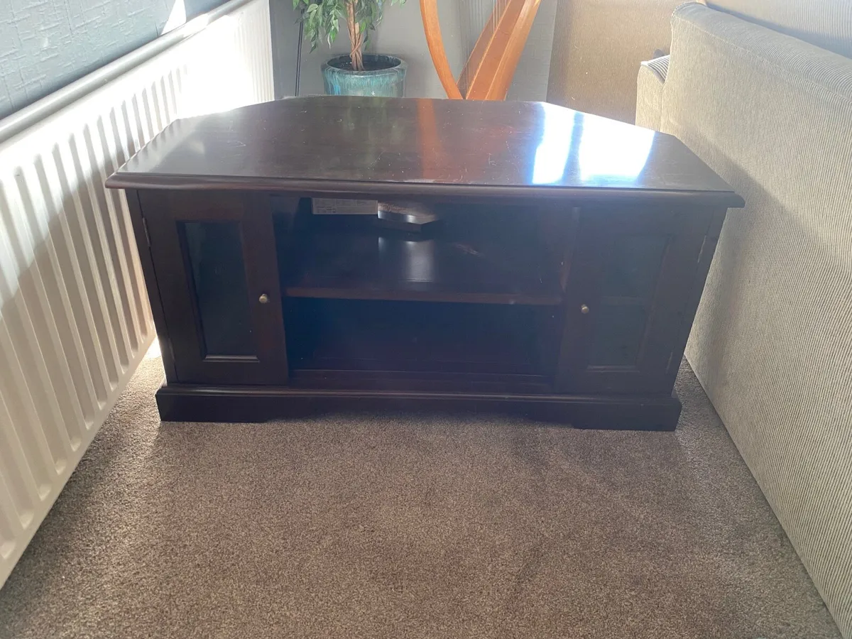 TV unit - Image 1