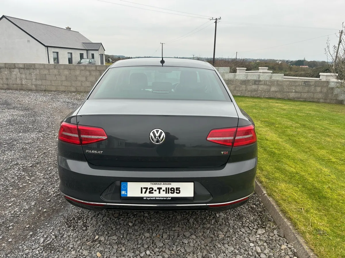 2017 Vw Passat 1.6 Tdi Highline Urano Grey - Image 4