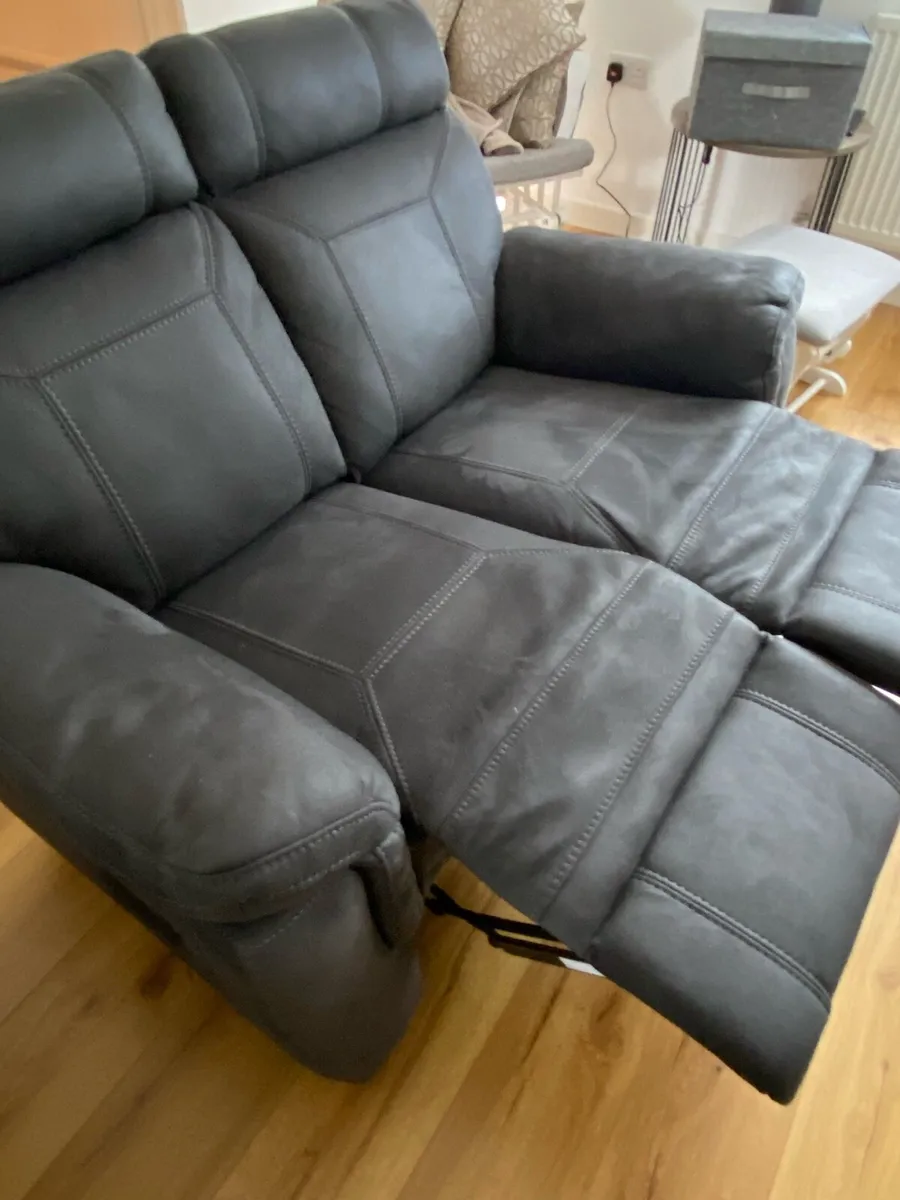 Recliner Sofa - Image 3
