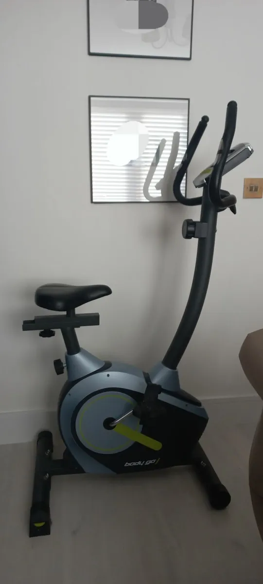 Excercise bike - Image 1