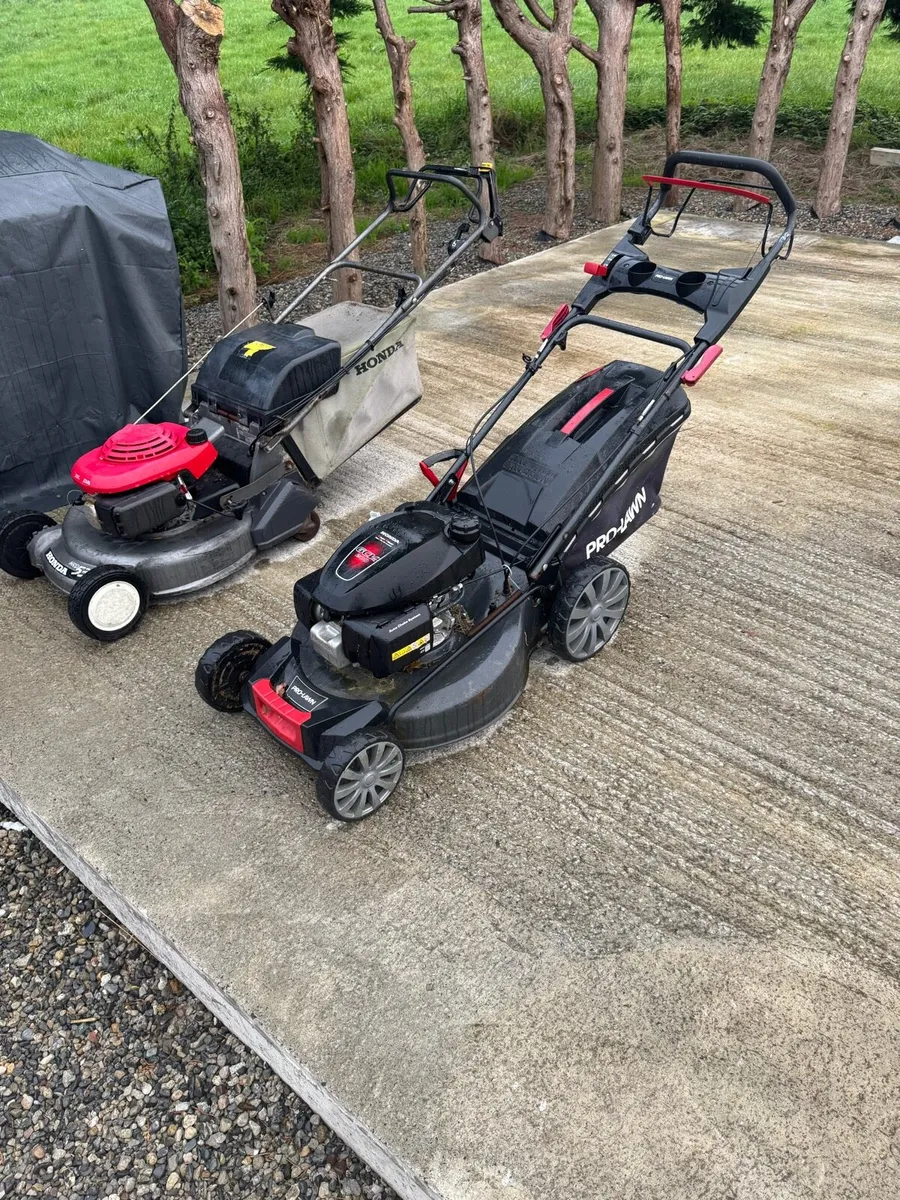 2 Honda lawnmower - Image 1