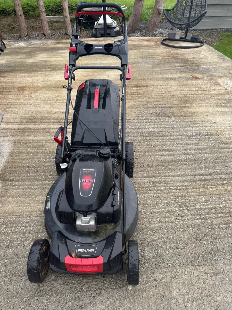 2 Honda lawnmower - Image 4