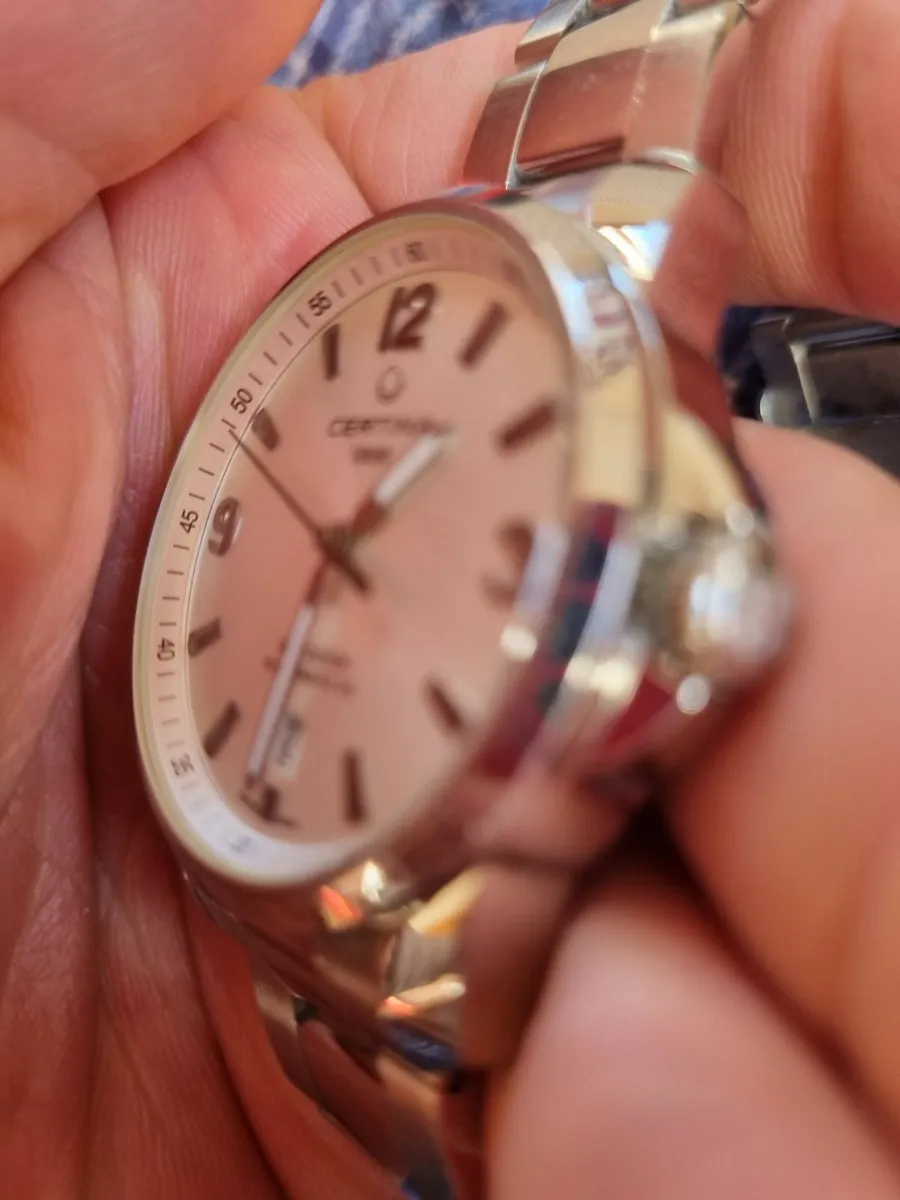 watch - Image 2