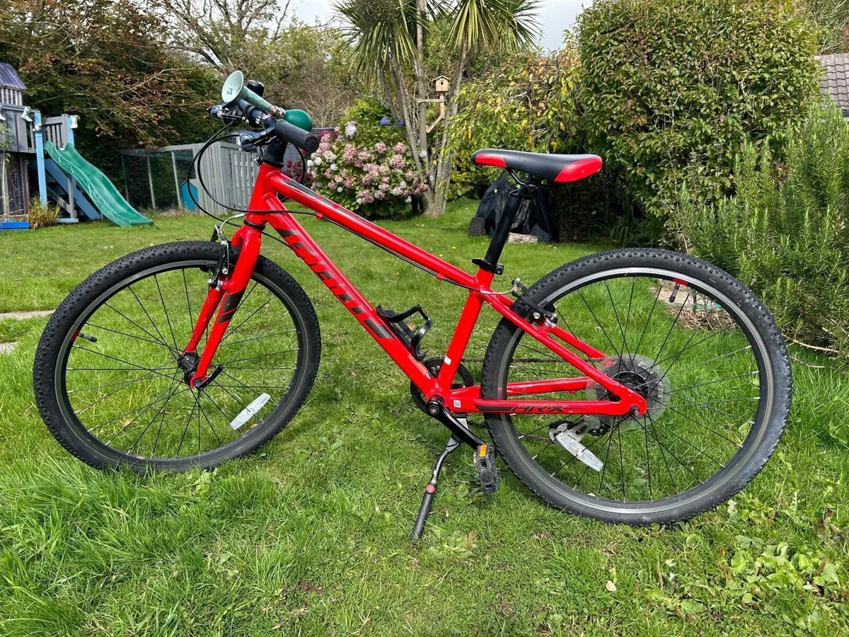 Kids Bike - Giant 20”: to suit 5-9 yr old - Image 2