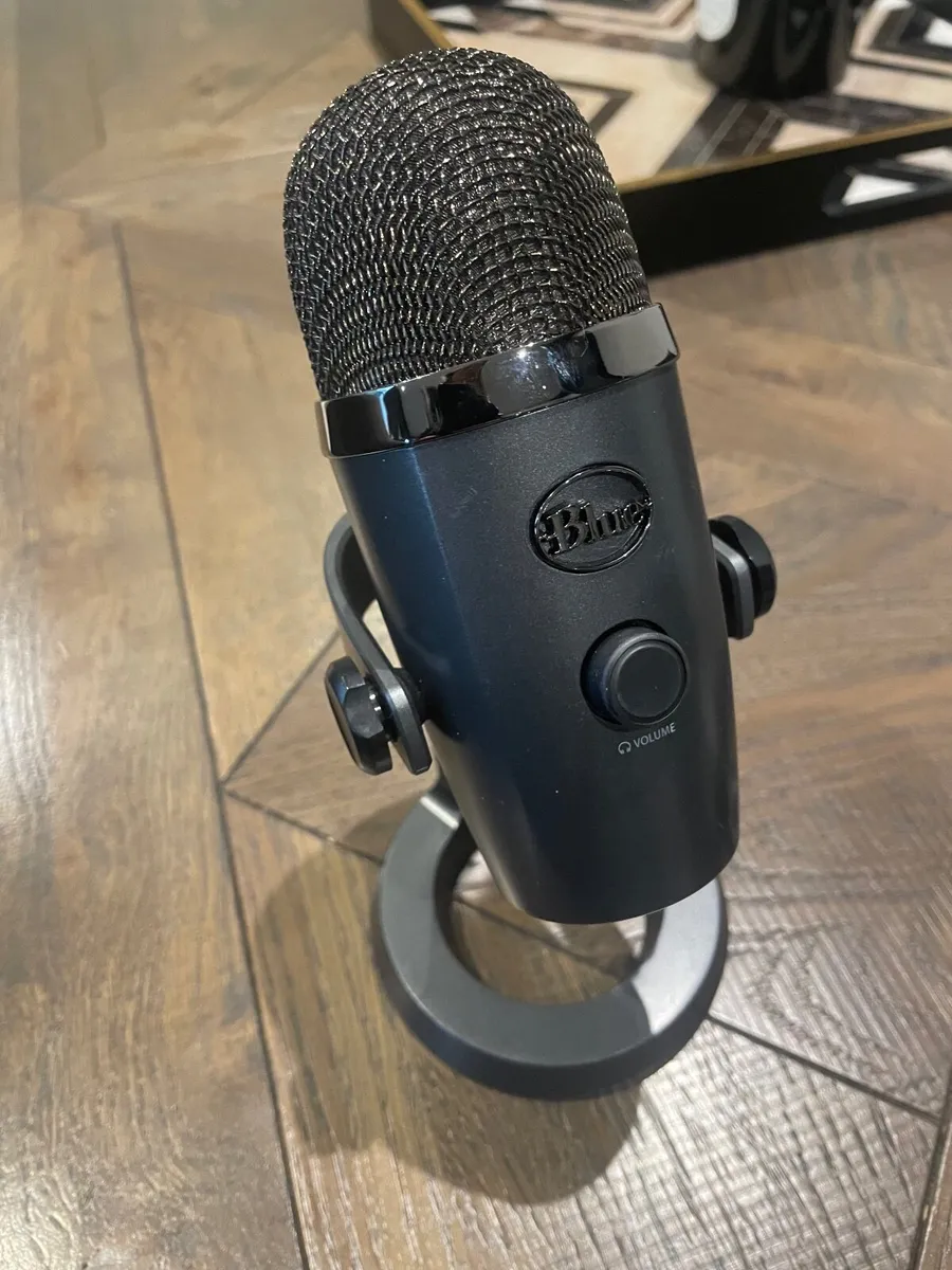 🎤 Blue Yeti USB Microphone – Excellent Condition - Image 1