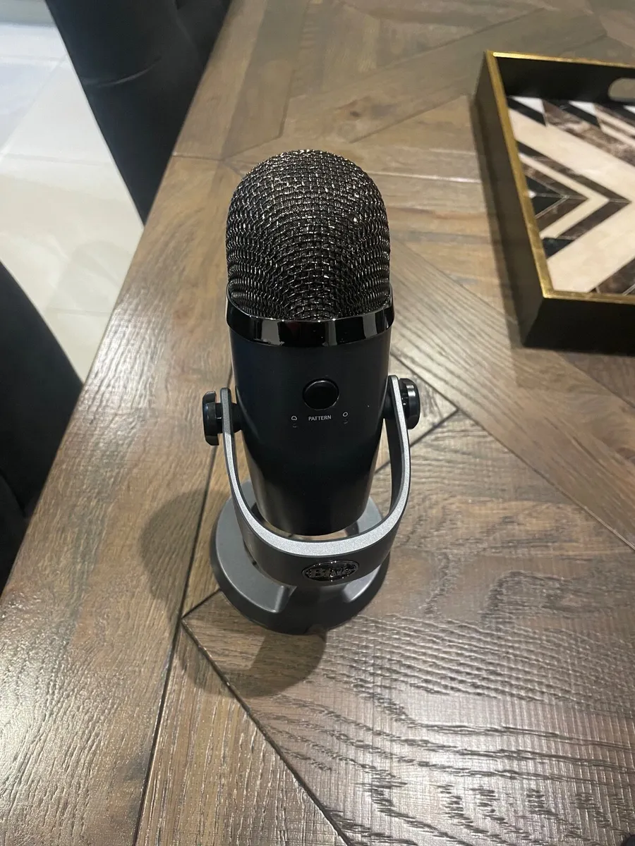 🎤 Blue Yeti USB Microphone – Excellent Condition - Image 2