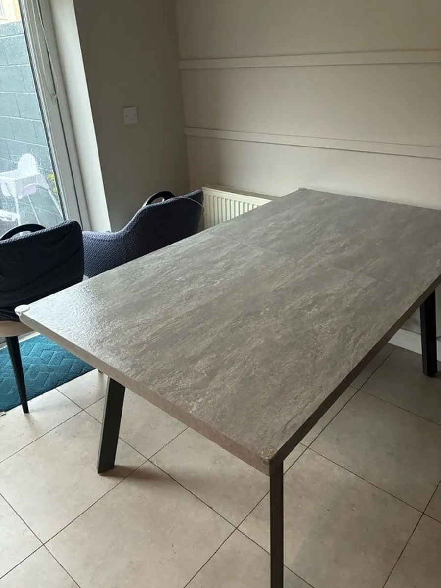 1.6m extendable light grey dining table - Image 3