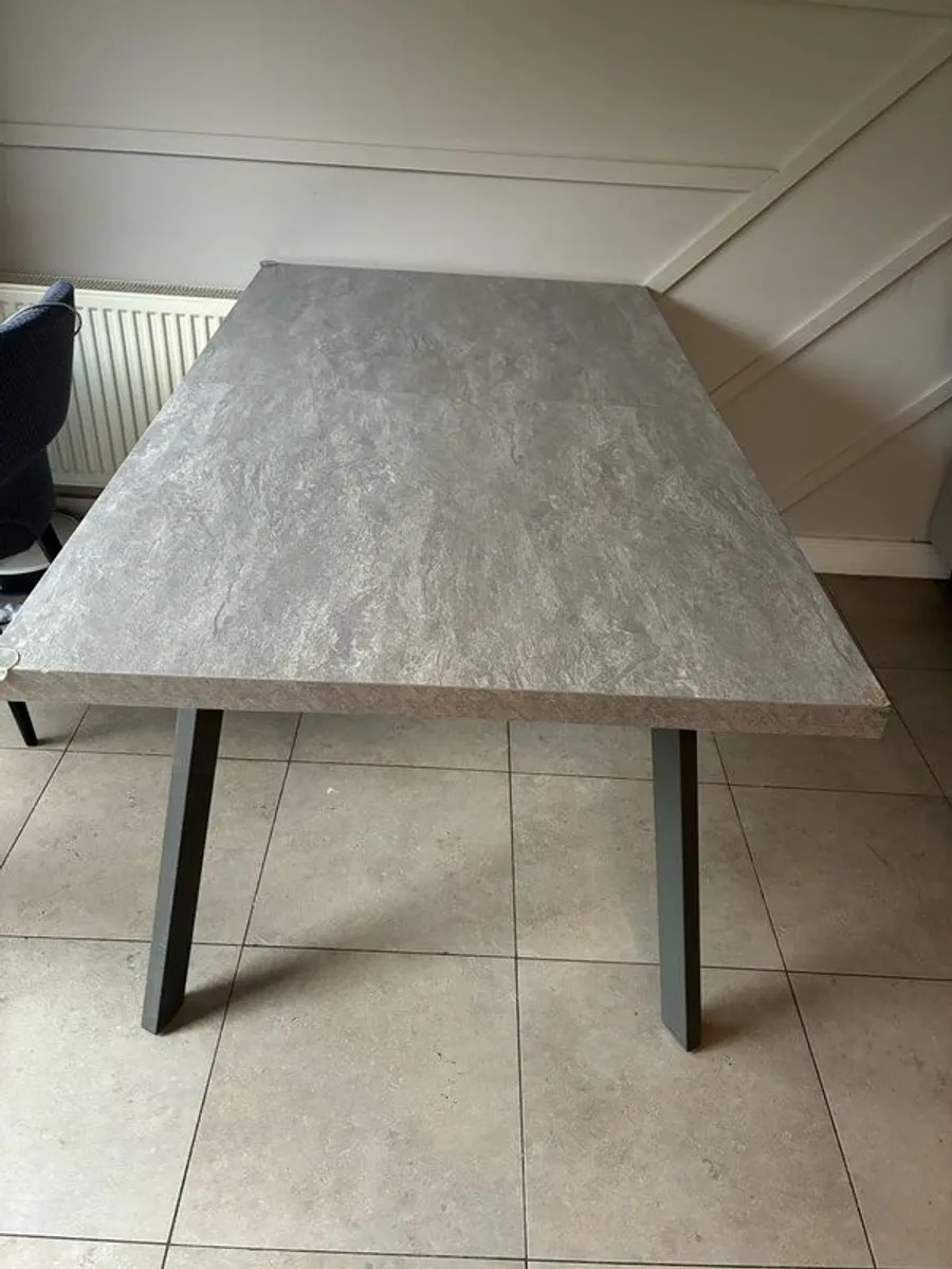 1.6m extendable light grey dining table - Image 4