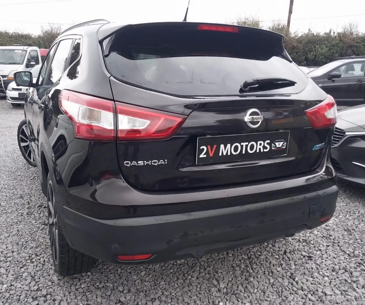 🔵 Nissan Qashqai 1.5 DCI TEKNA 5DR 110ps PAN ROOF - Image 4