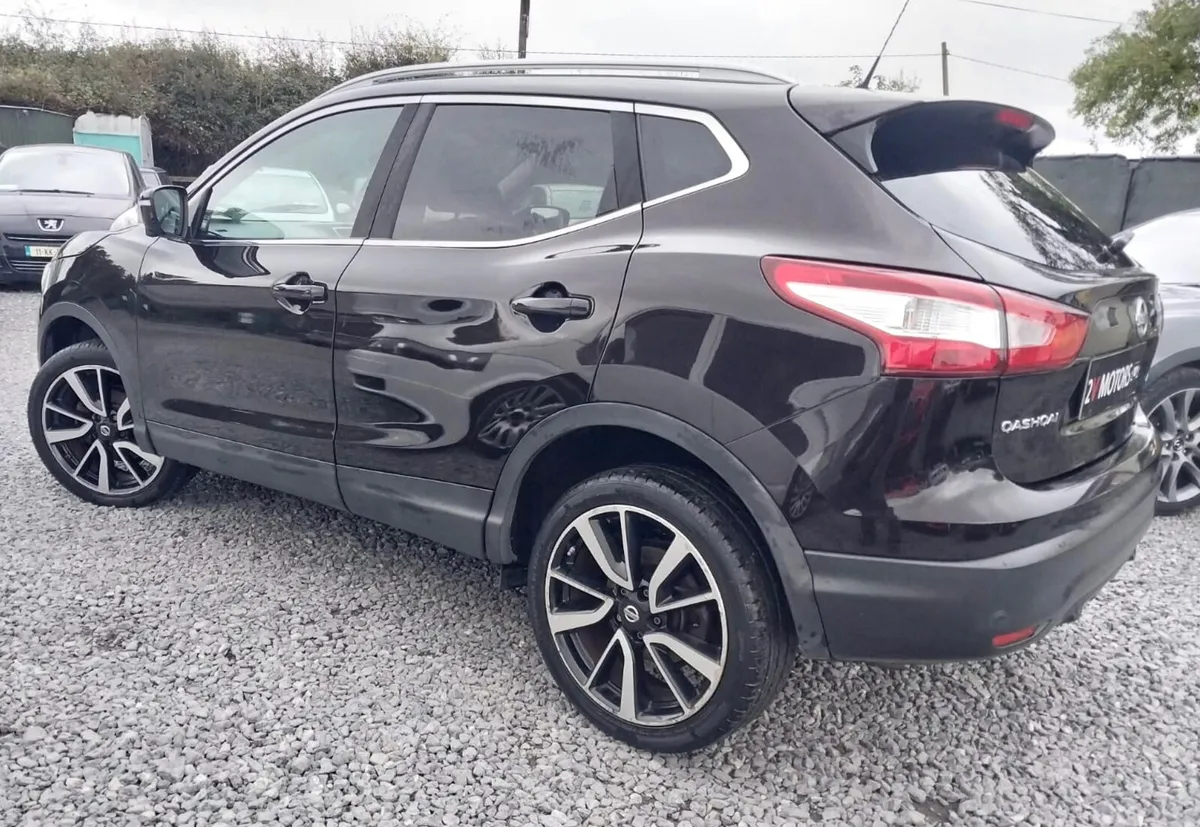 🔵 Nissan Qashqai 1.5 DCI TEKNA 5DR 110ps PAN ROOF - Image 3