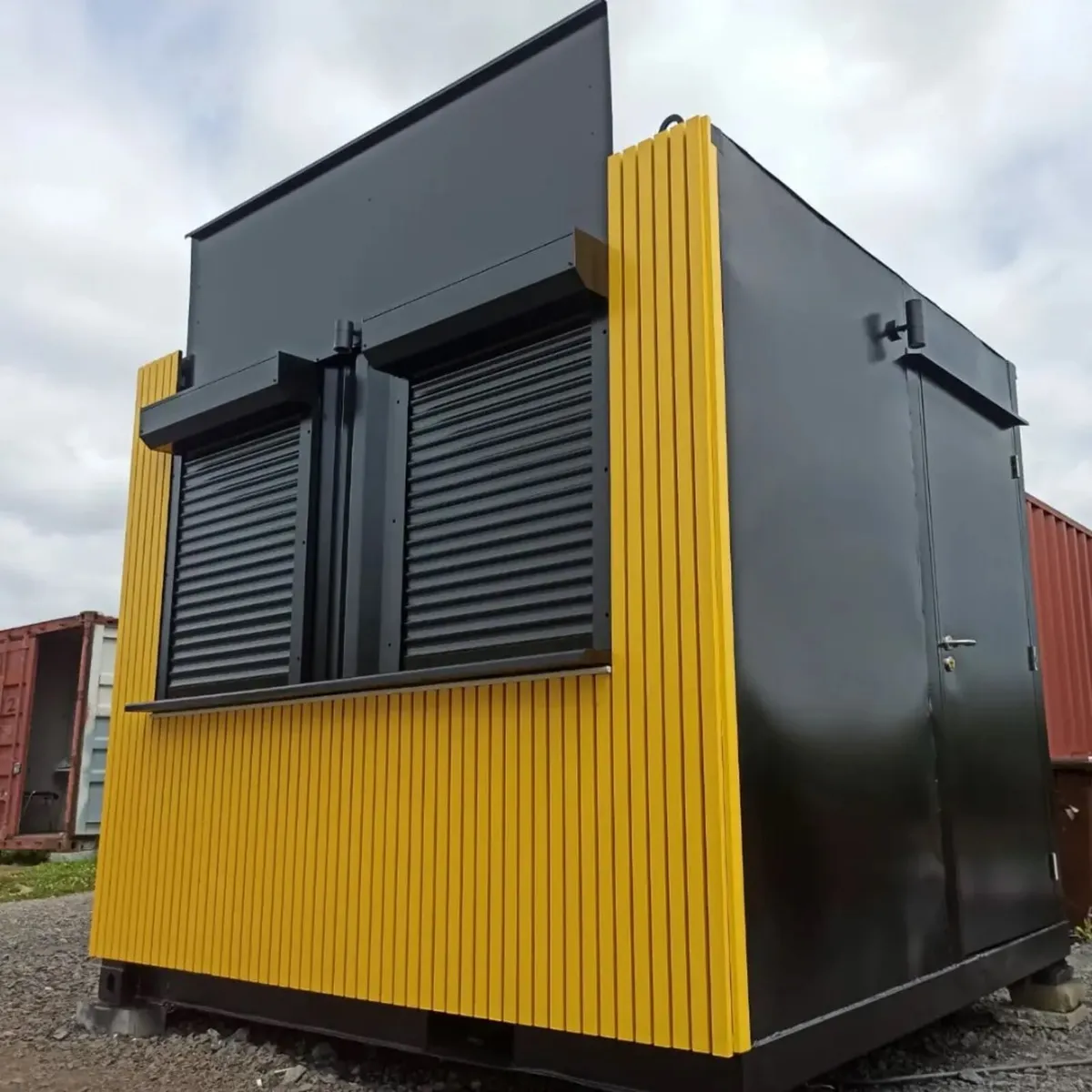 container kiosk 10ft FOR HIRE- Sale - Image 1