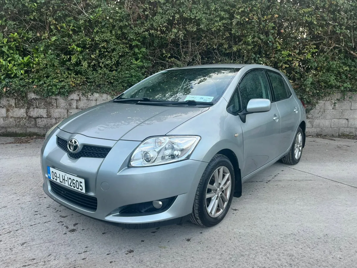 Car - Image 1