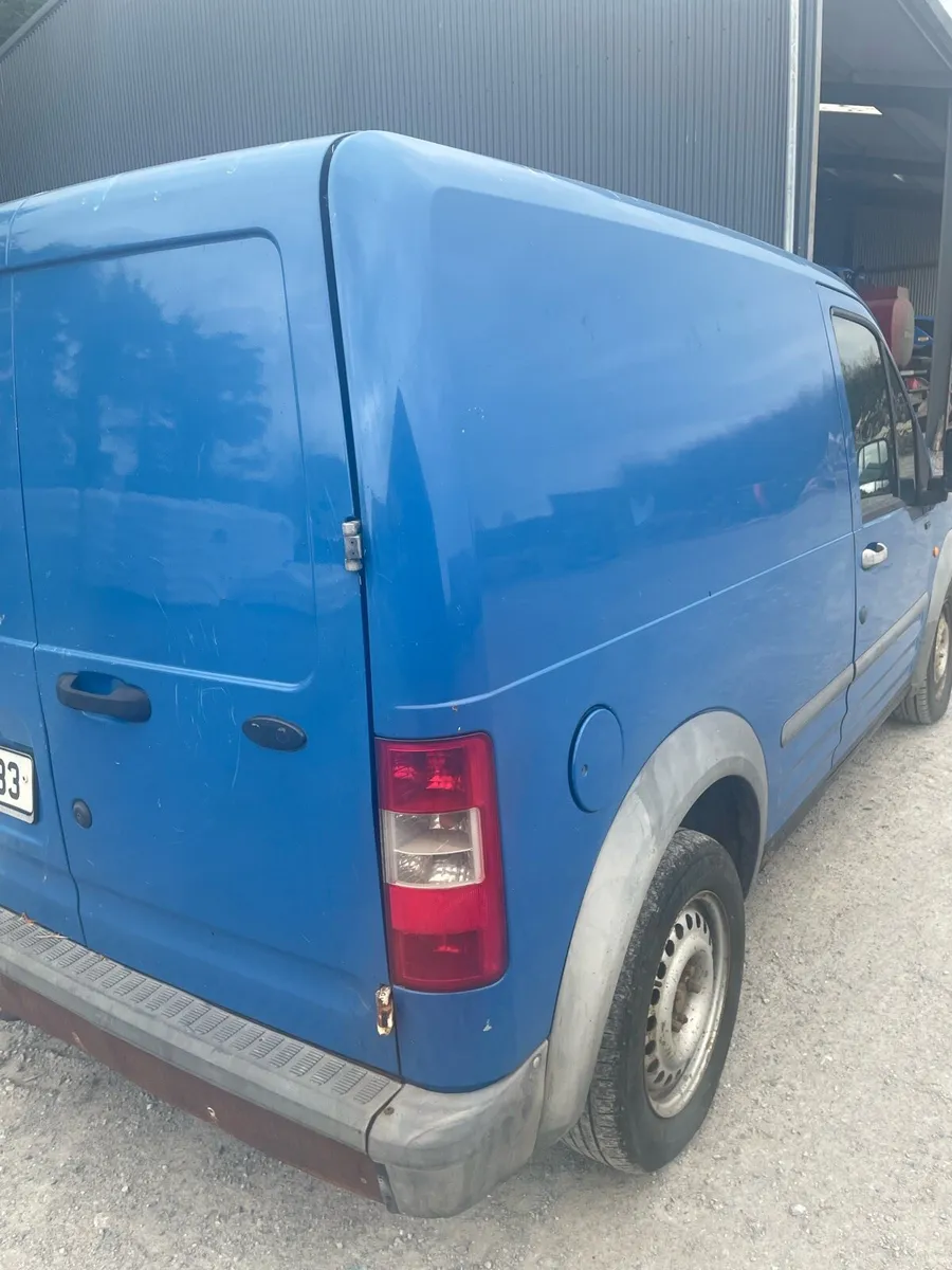 Ford Transit Connect - Image 4